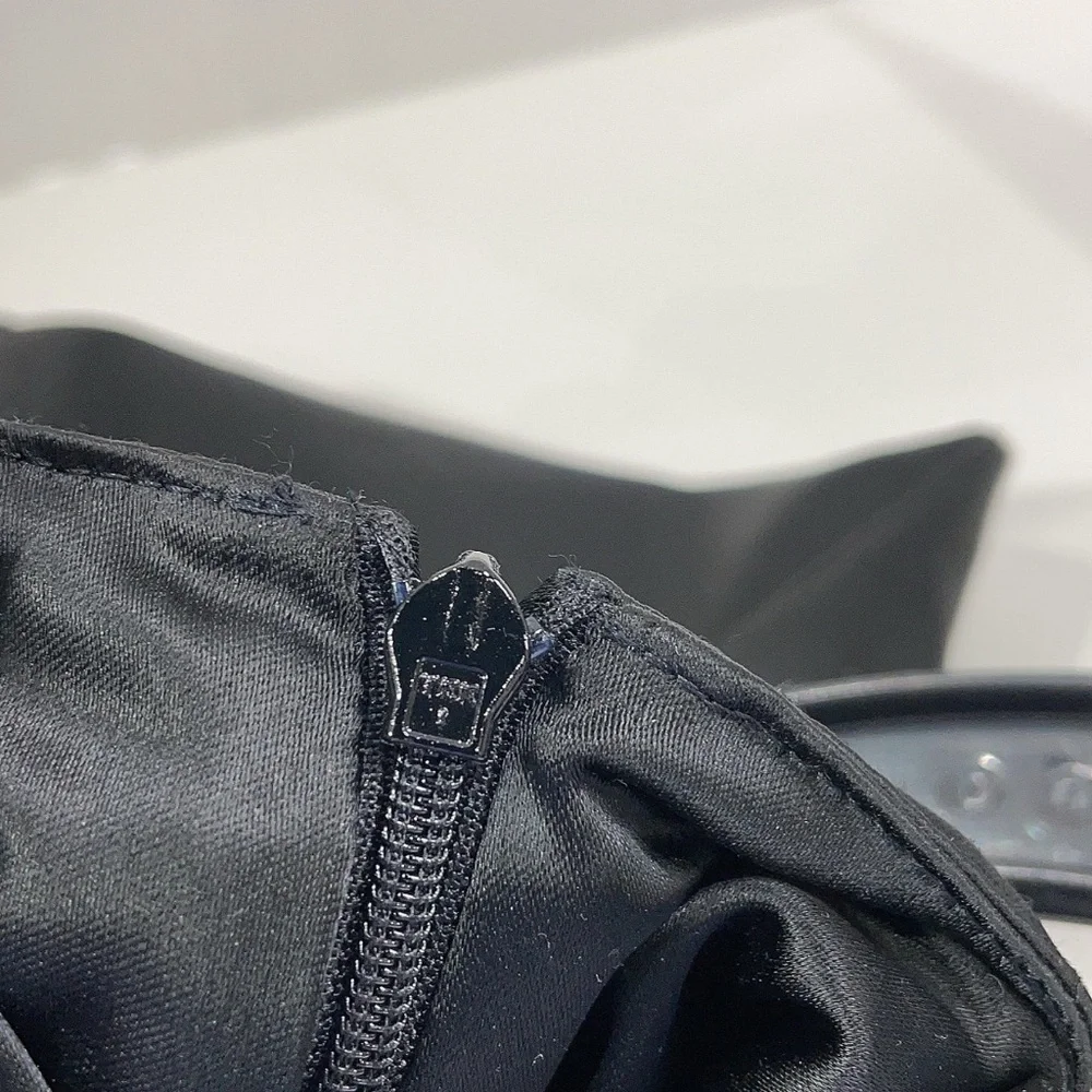 Burberry Black Pencil Skirt for Work - Picture 4 of 6